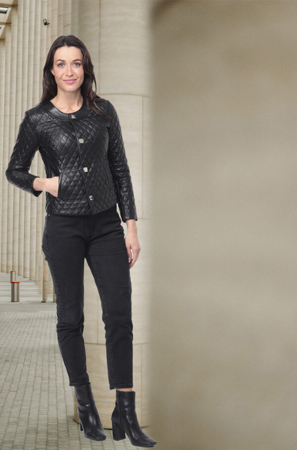 New-Brenda-Black chic et sophistiquée