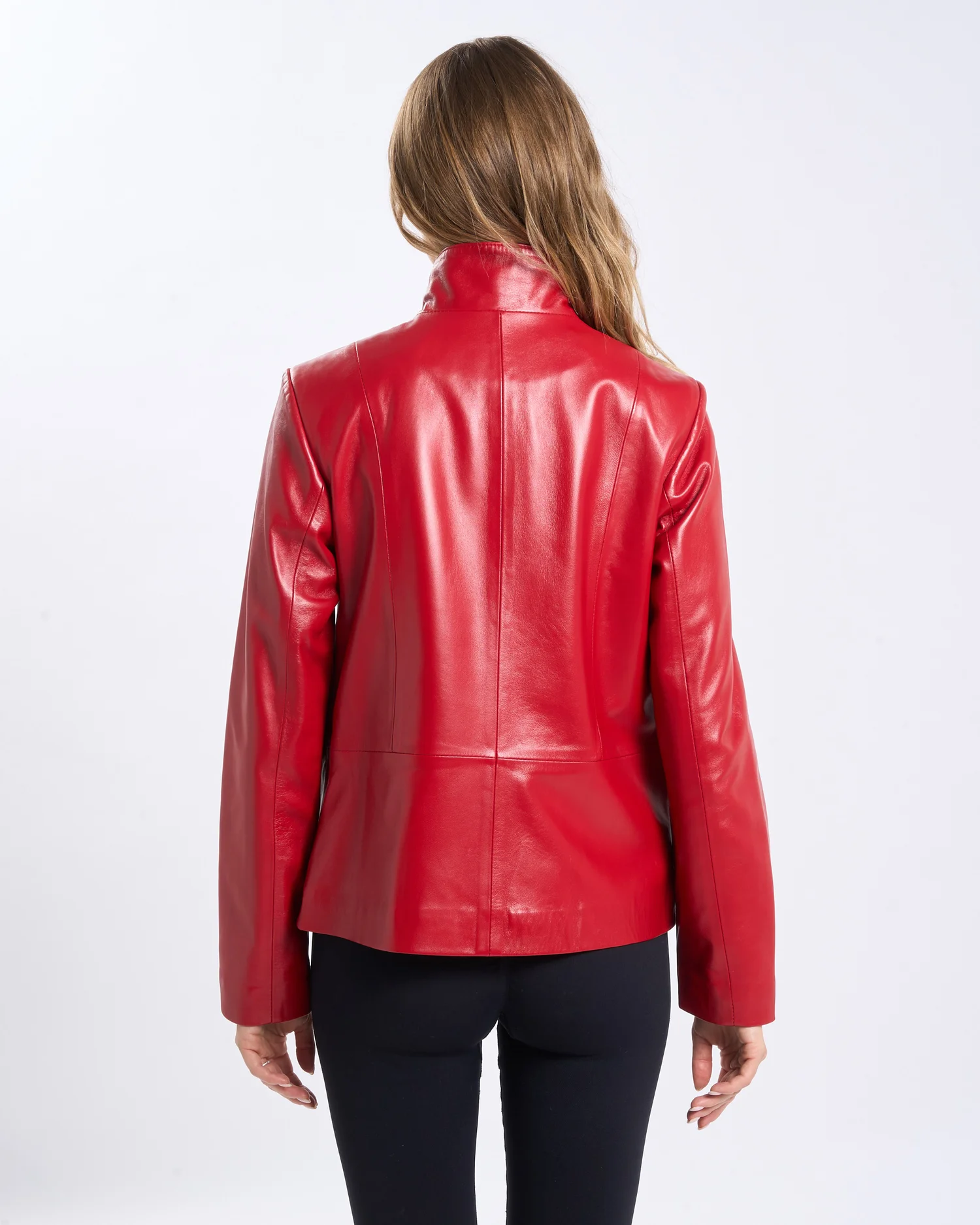 ANTONIA_ROUGE_6CIRCLE.webp ANTONIA ROUGE CIRCLE