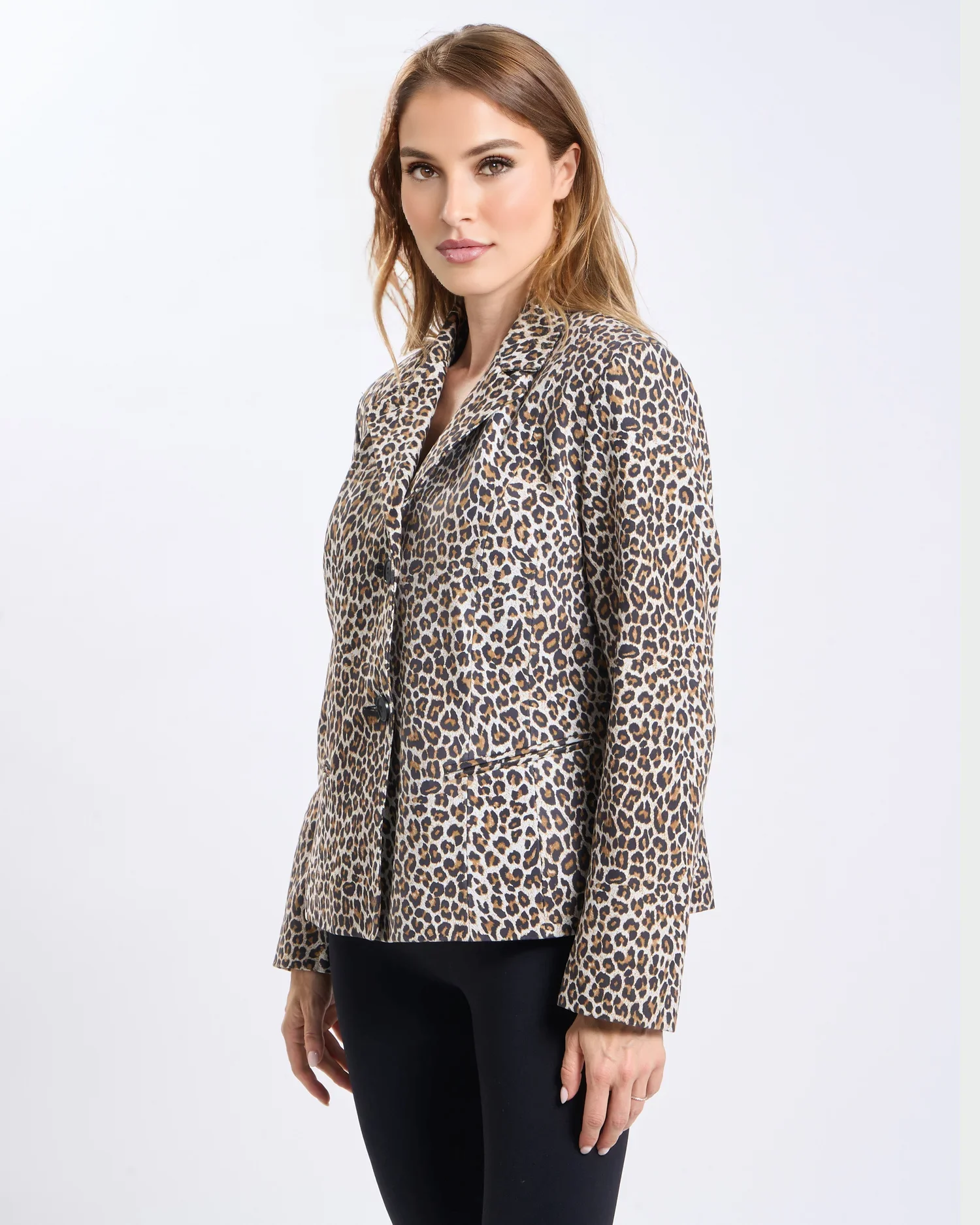 CLARISSE_LEOPARD_3_00001_.webp CLARISSE LEOPARD