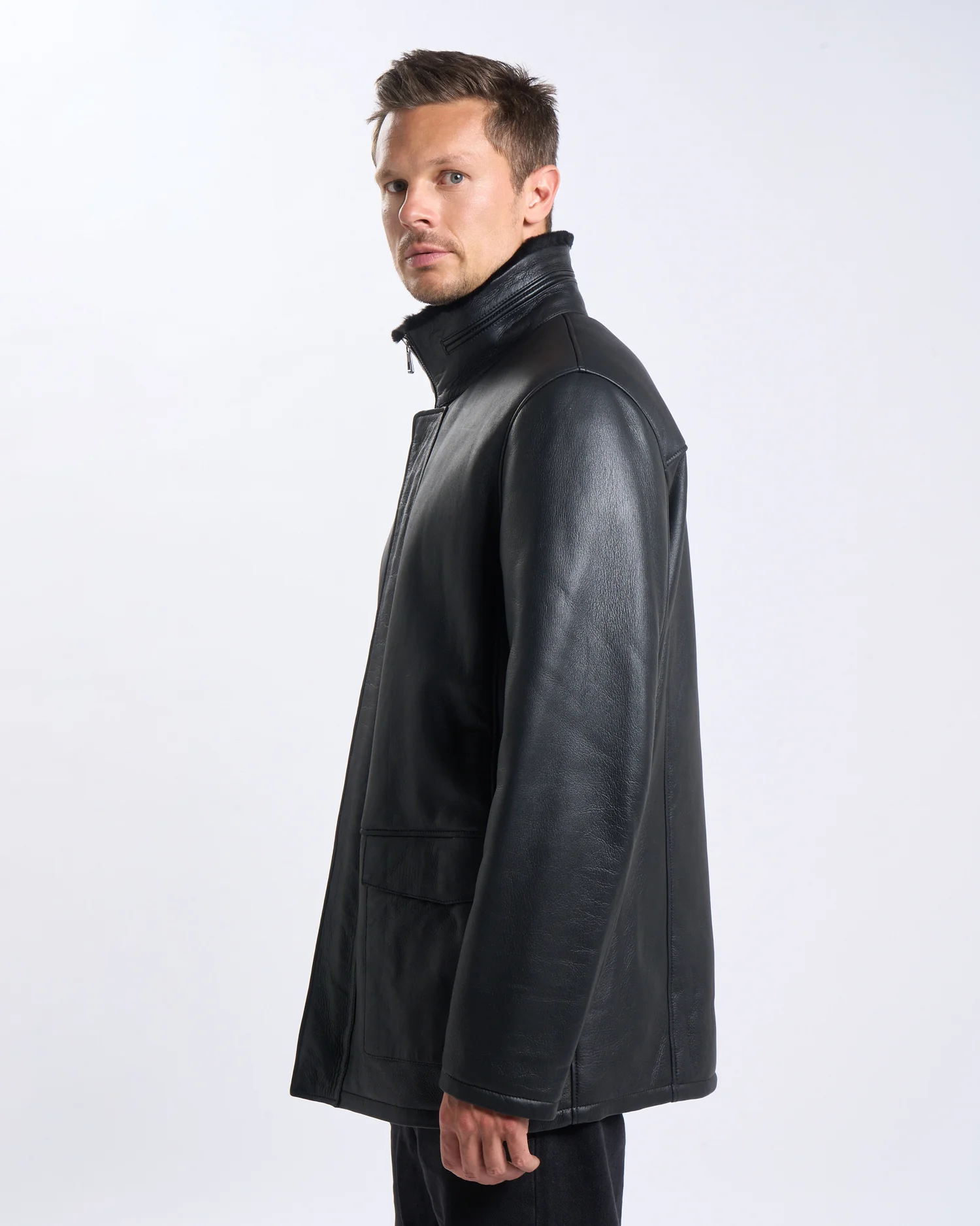 GARY_NOIR_3SILKY.webp GARY NOIR SILKY