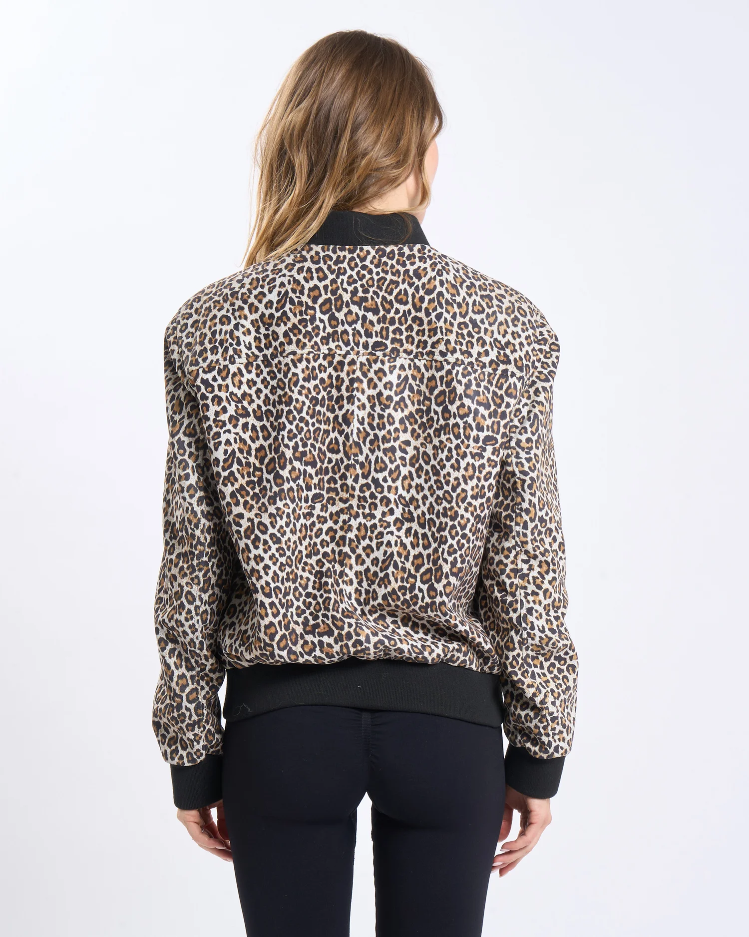 KELLY_LEOPARD_7.webp KELLY LEOPARD