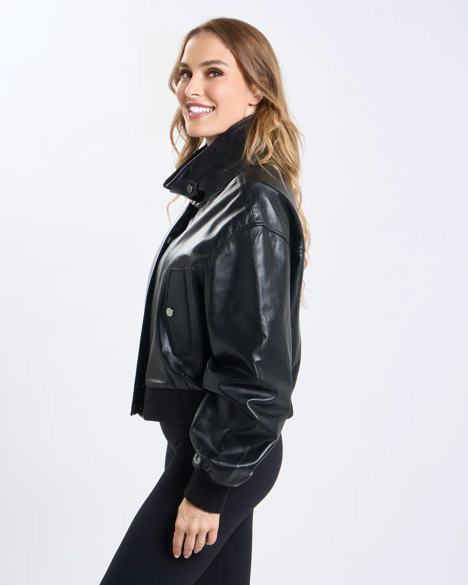 LAETITIA_NOIR_6_00001_.webp LAETITIA NOIR