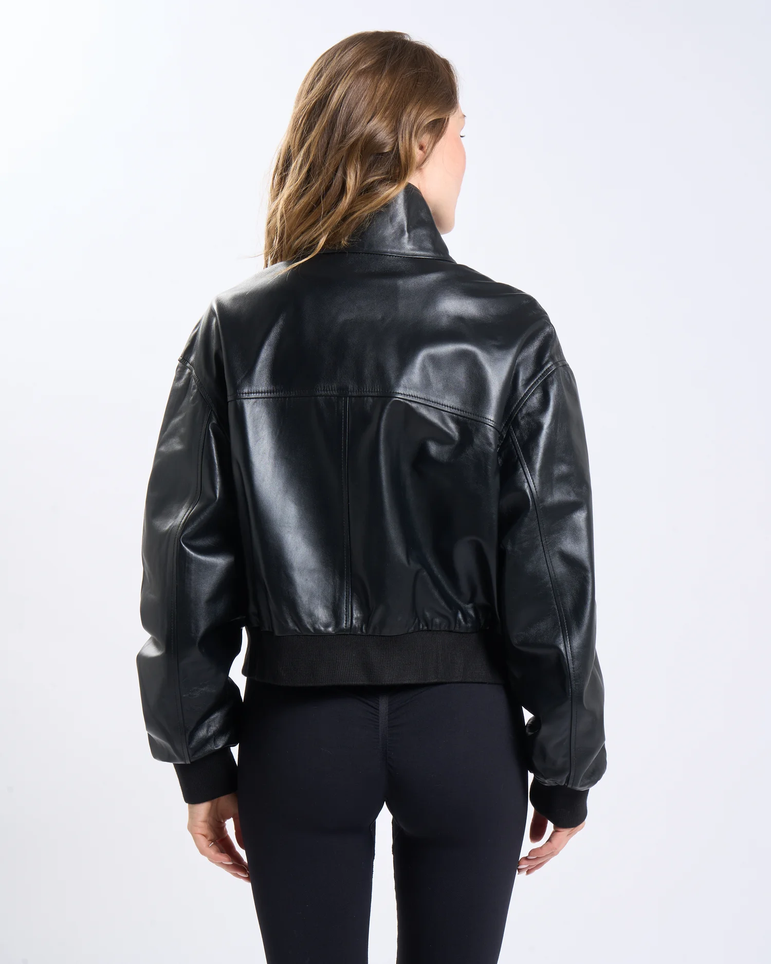 LAETITIA_NOIR_7.webp LAETITIA NOIR