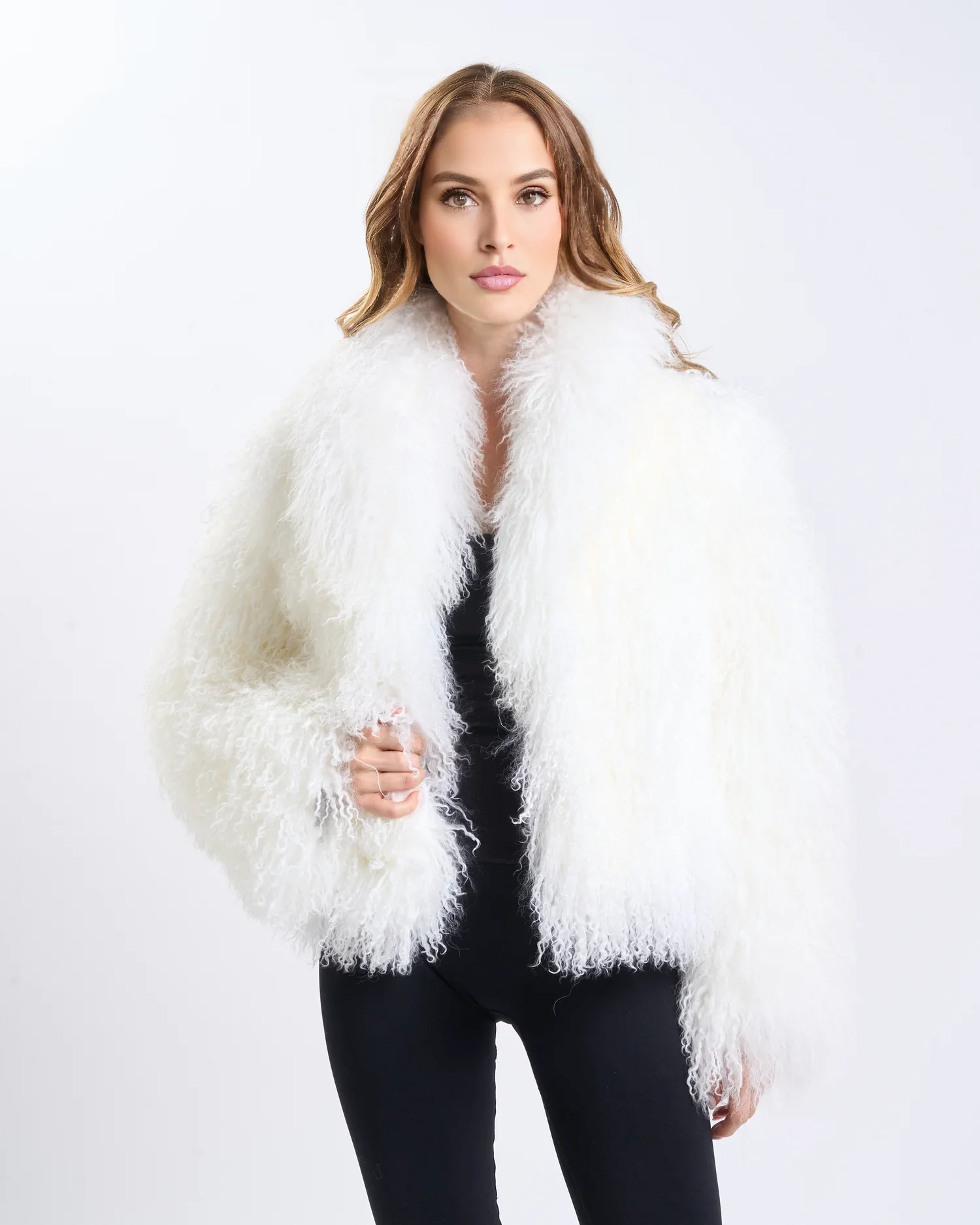 MASHA_6002__3BLANC_00001_.webp MASHA BLANC