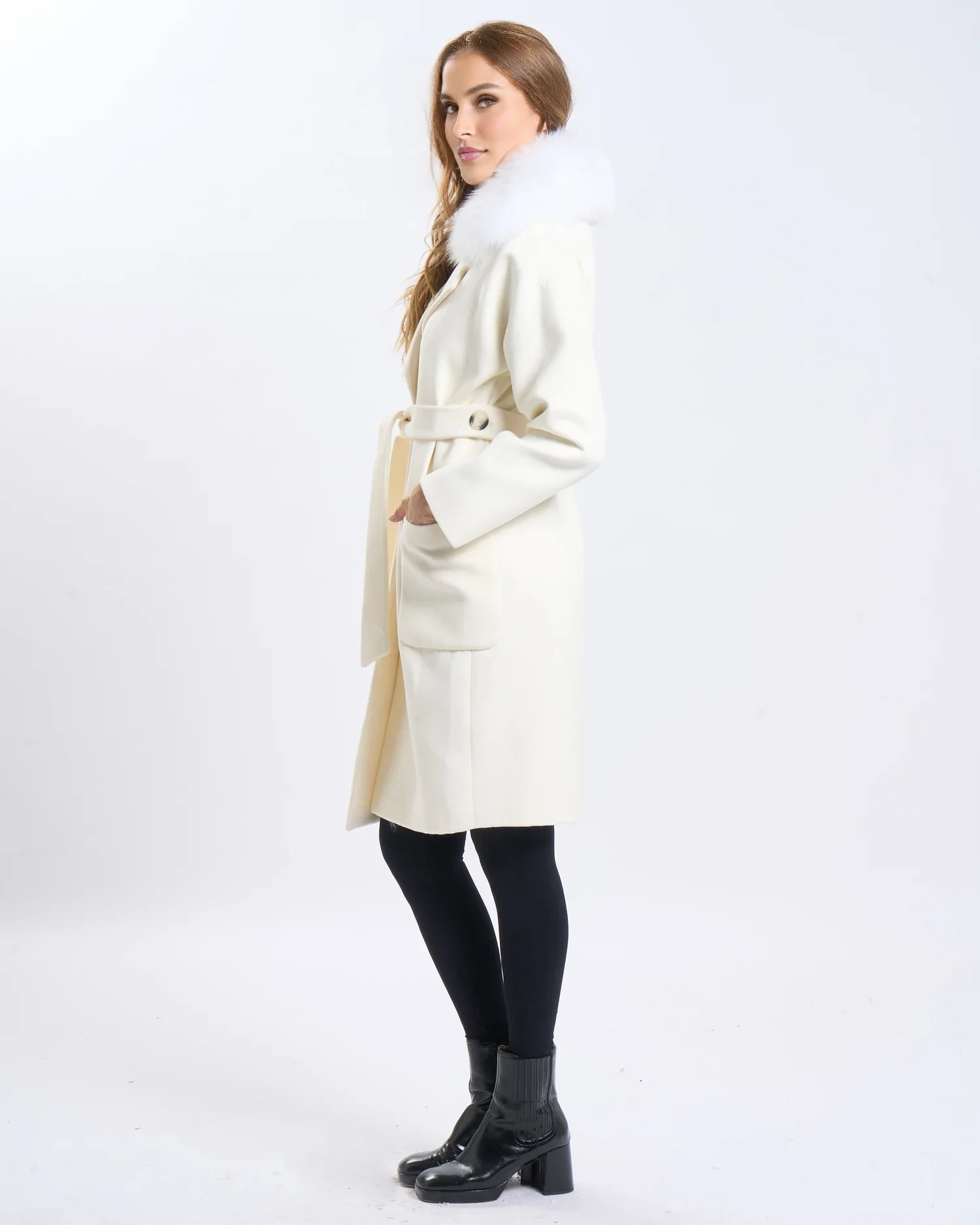 ORENELLA__5BLANC_00001_.webp ORENELLA BLANC