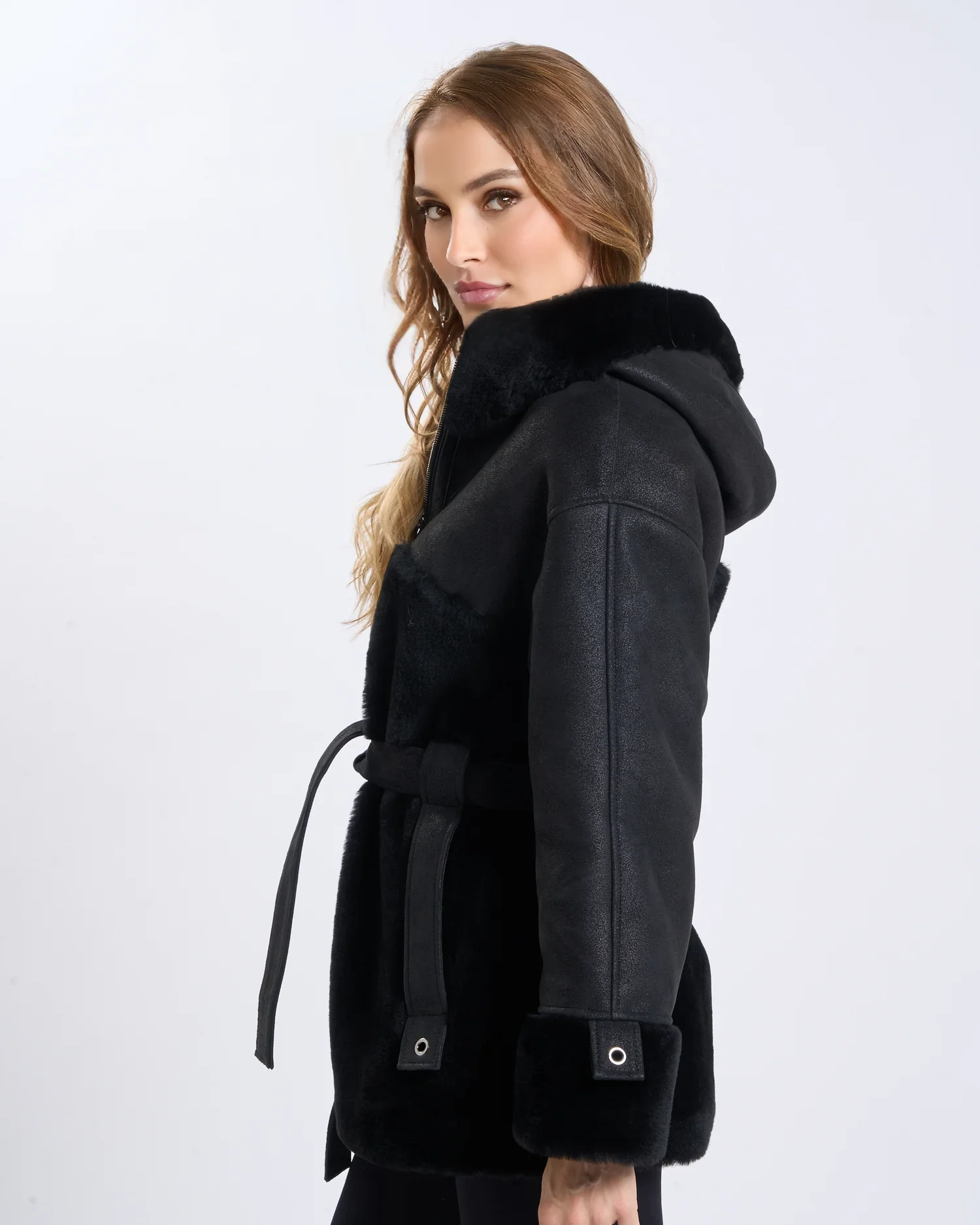 UMBERTA__7NOIR_00001_.webp UMBERTA NOIR
